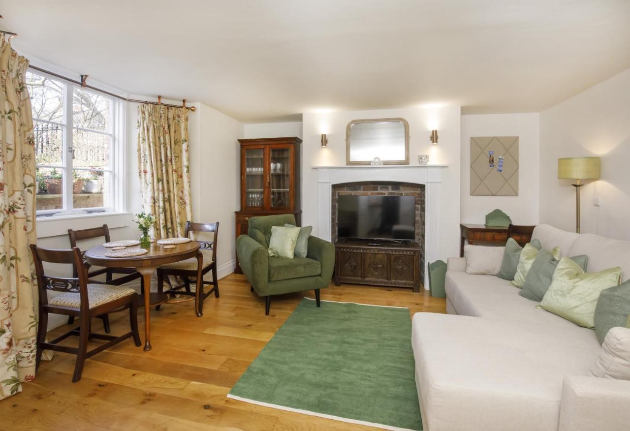 The Garden Square - Unique Luxury Apartment In Historic Garden Square - Ideal For 2 People York Eksteriør billede