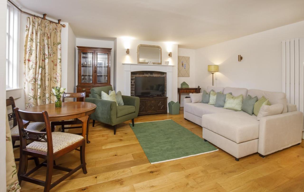 The Garden Square - Unique Luxury Apartment In Historic Garden Square - Ideal For 2 People York Eksteriør billede