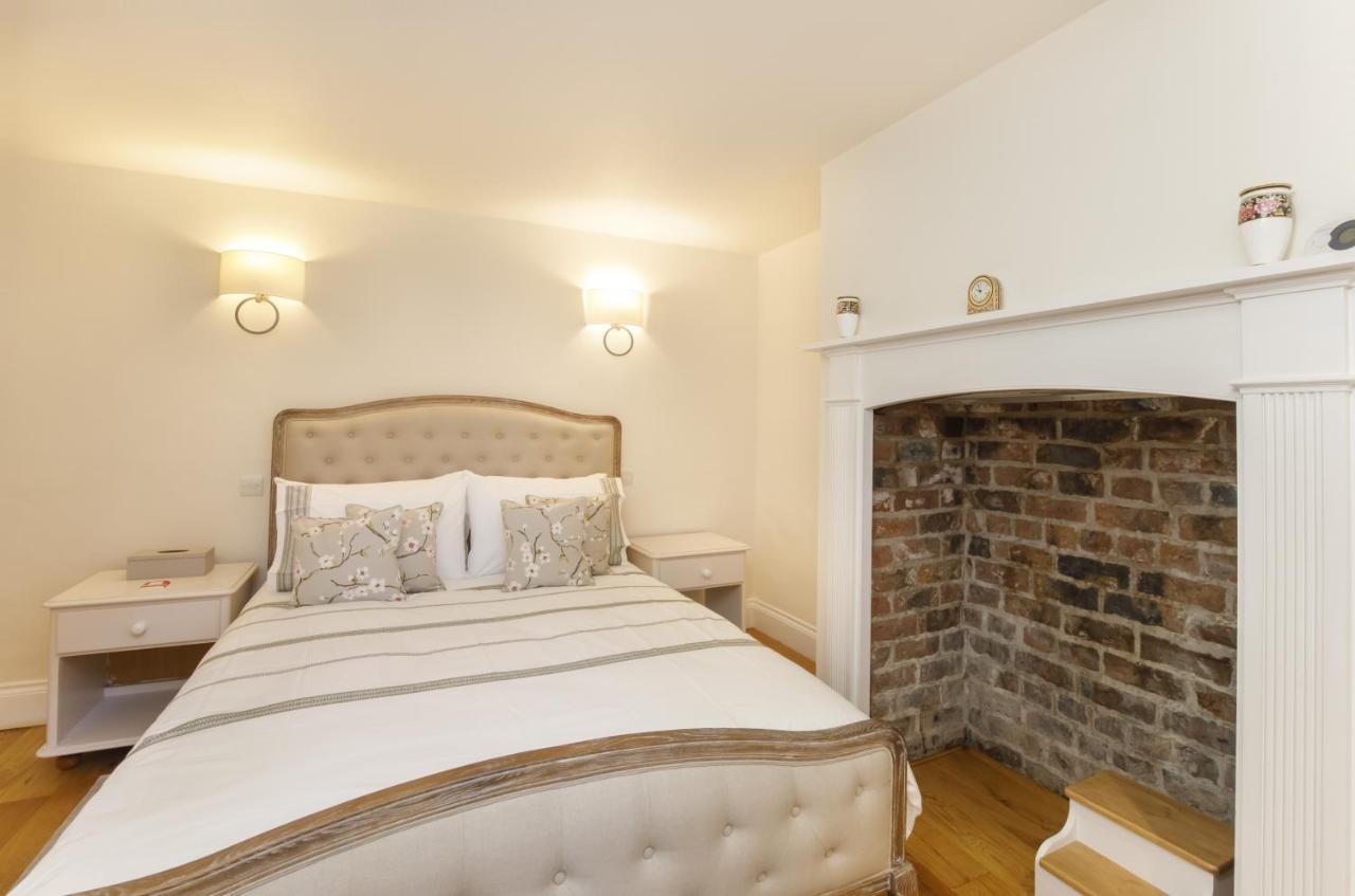 The Garden Square - Unique Luxury Apartment In Historic Garden Square - Ideal For 2 People York Eksteriør billede